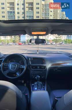 Позашляховик / Кросовер Audi Q5 2010 в 
