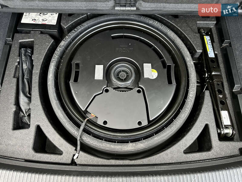 Внедорожник / Кроссовер Audi Q5 2019 в Тернополе