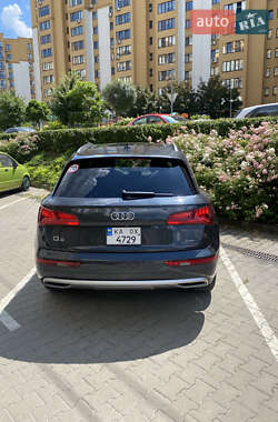 Внедорожник / Кроссовер Audi Q5 2020 в 