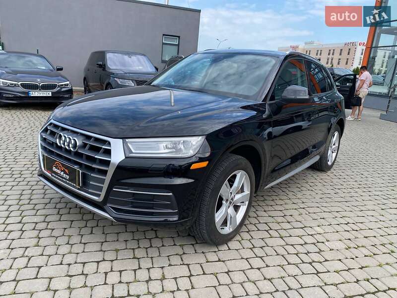 Позашляховик / Кросовер Audi Q5 2016 в Львові