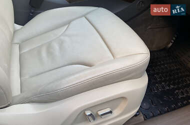 Внедорожник / Кроссовер Audi Q5 2013 в 