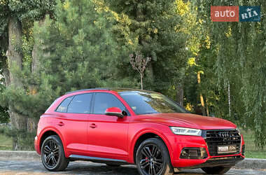 Позашляховик / Кросовер Audi Q5 2019 в Києві