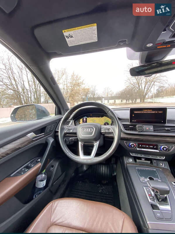 Внедорожник / Кроссовер Audi Q5 2017 в Киеве