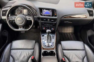 Позашляховик / Кросовер Audi Q5 2015 в 