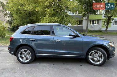 Внедорожник / Кроссовер Audi Q5 2015 в 