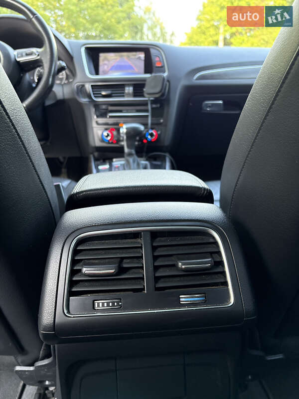 Внедорожник / Кроссовер Audi Q5 2015 в Новояворовске фото 13 Внедорожник / Кроссовер Audi Q5 2015 в Новояворовске