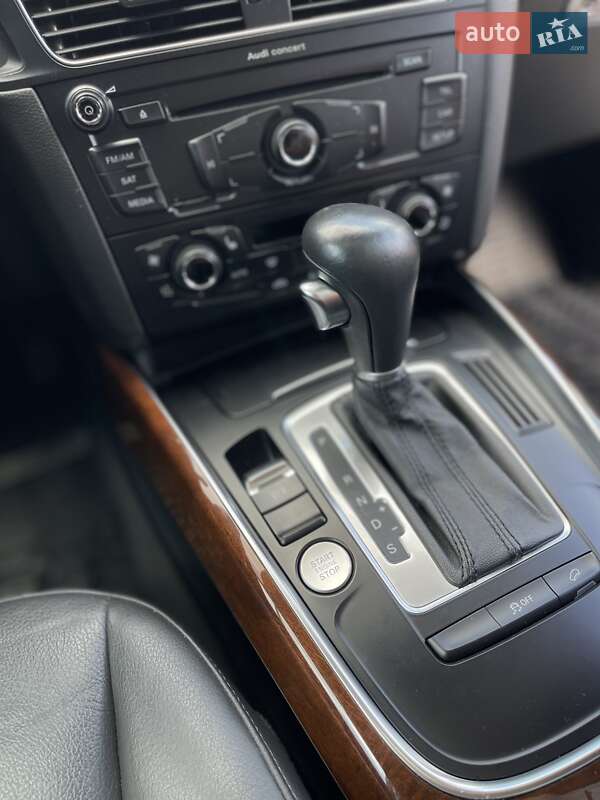 Внедорожник / Кроссовер Audi Q5 2012 в Луцке