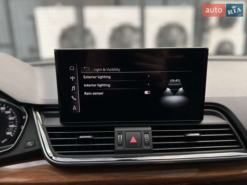 Позашляховик / Кросовер Audi Q5 2020 в Ужгороді