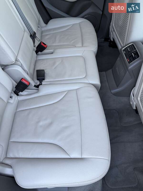 Позашляховик / Кросовер Audi Q5 2012 в Києві