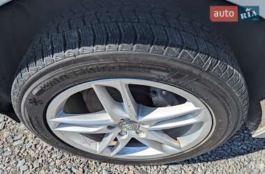 Позашляховик / Кросовер Audi Q5 2013 в 