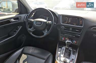 Позашляховик / Кросовер Audi Q5 2013 в 