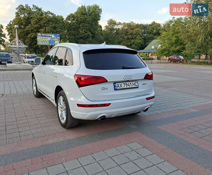 Позашляховик / Кросовер Audi Q5 2016 в Карлівці