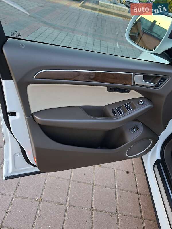 Позашляховик / Кросовер Audi Q5 2016 в Карлівці