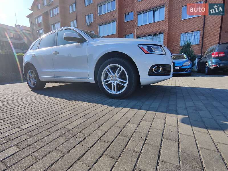 Позашляховик / Кросовер Audi Q5 2014 в Ірпені