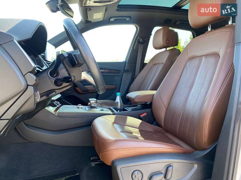 Позашляховик / Кросовер Audi Q5 2019 в Львові