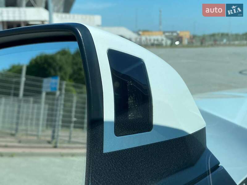 Позашляховик / Кросовер Audi Q5 2019 в Львові