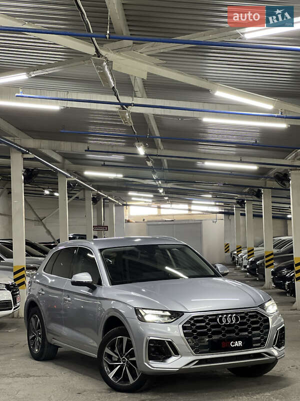 Внедорожник / Кроссовер Audi Q5 2022 в Одессе