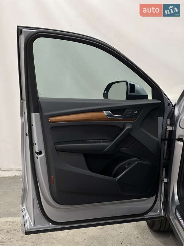 Внедорожник / Кроссовер Audi Q5 2022 в Одессе