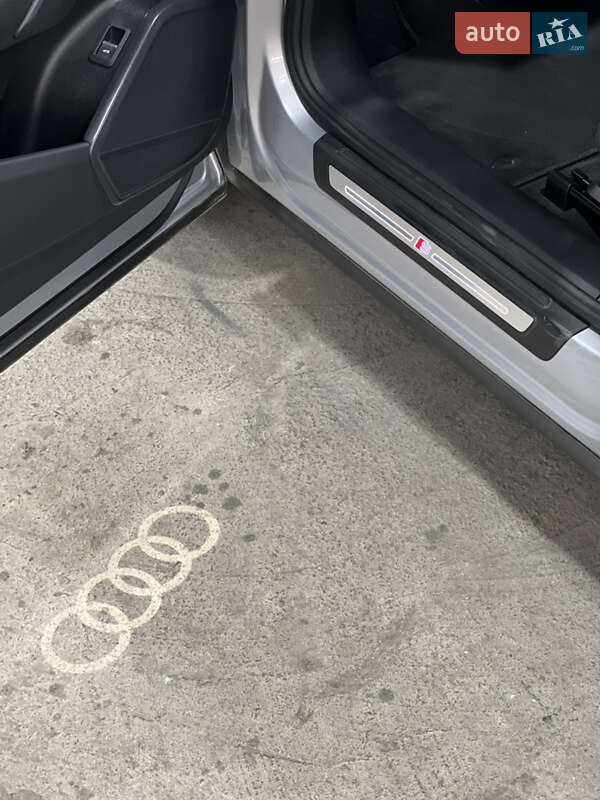 Внедорожник / Кроссовер Audi Q5 2022 в Одессе