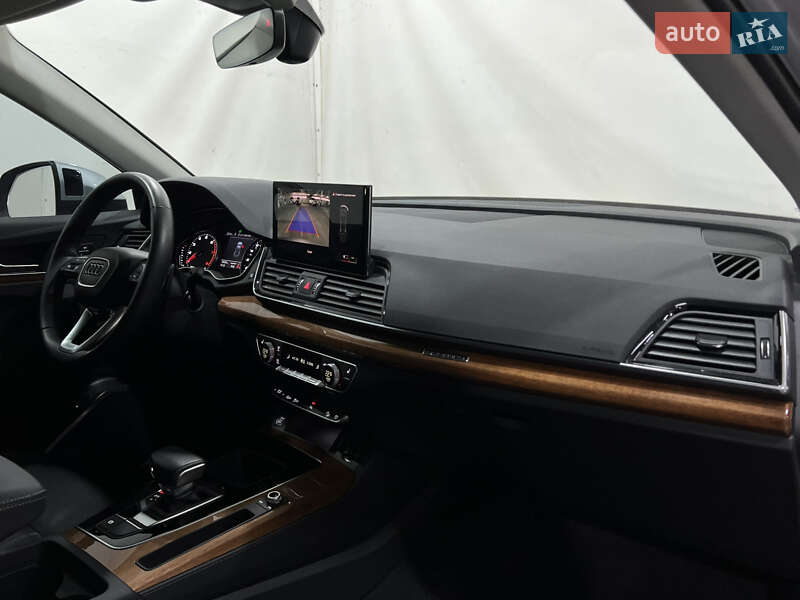 Внедорожник / Кроссовер Audi Q5 2022 в Одессе