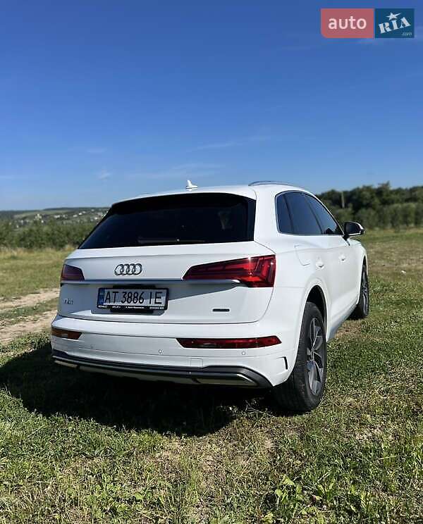 Внедорожник / Кроссовер Audi Q5 2021 в Львове