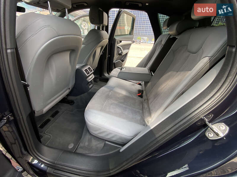 Позашляховик / Кросовер Audi Q5 2018 в Луцьку