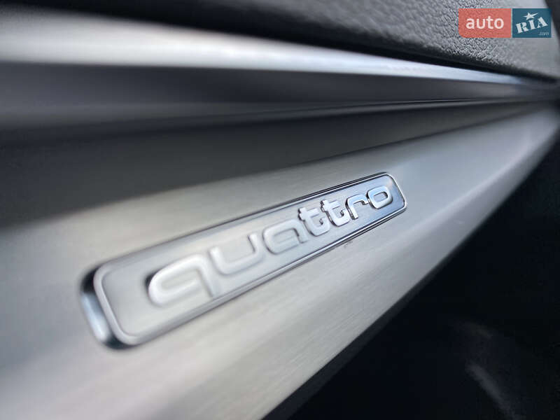 Позашляховик / Кросовер Audi Q5 2018 в Луцьку