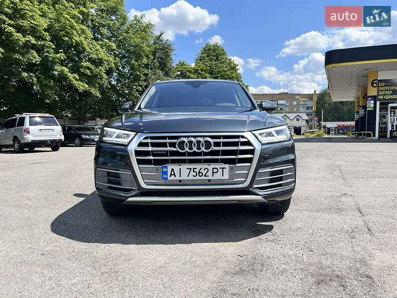 Внедорожник / Кроссовер Audi Q5 2017 в Василькове