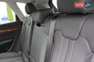 Внедорожник / Кроссовер Audi Q5 2024 в 