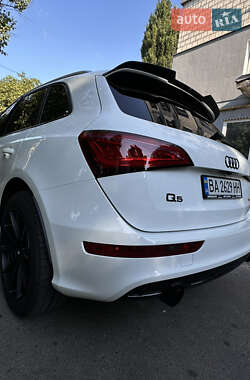 Внедорожник / Кроссовер Audi Q5 2012 в 