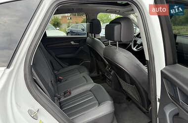 Позашляховик / Кросовер Audi Q5 2023 в 