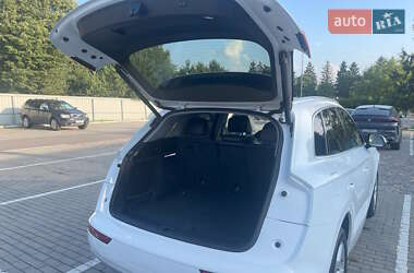 Позашляховик / Кросовер Audi Q5 2018 в 