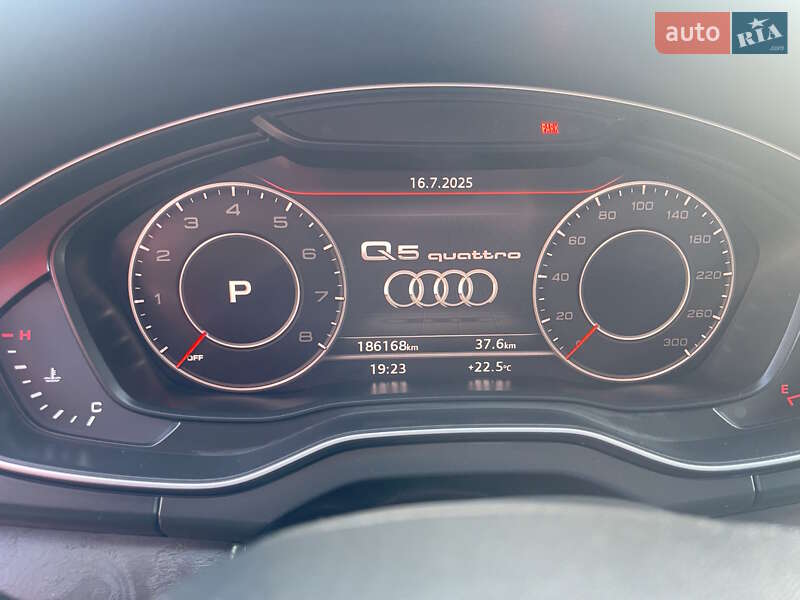 Позашляховик / Кросовер Audi Q5 2018 в Луцьку