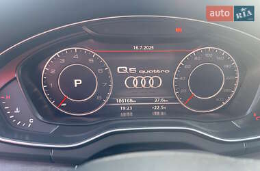 Позашляховик / Кросовер Audi Q5 2018 в 