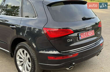 Внедорожник / Кроссовер Audi Q5 2016 в 