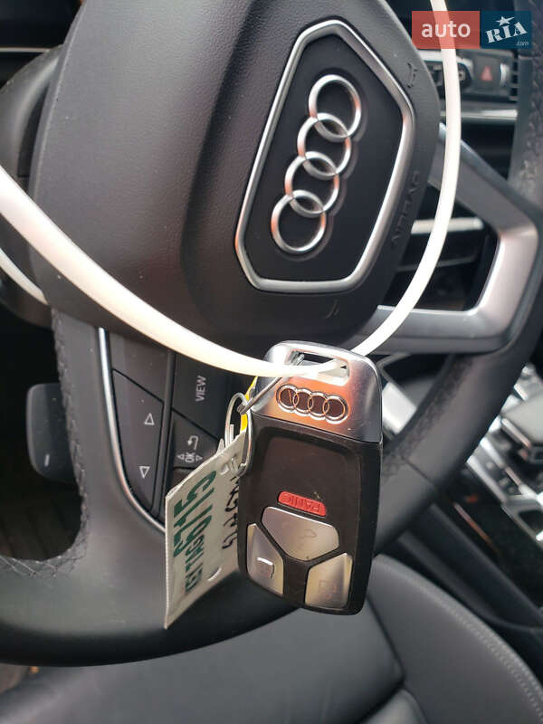 Позашляховик / Кросовер Audi Q5 2024 в Києві