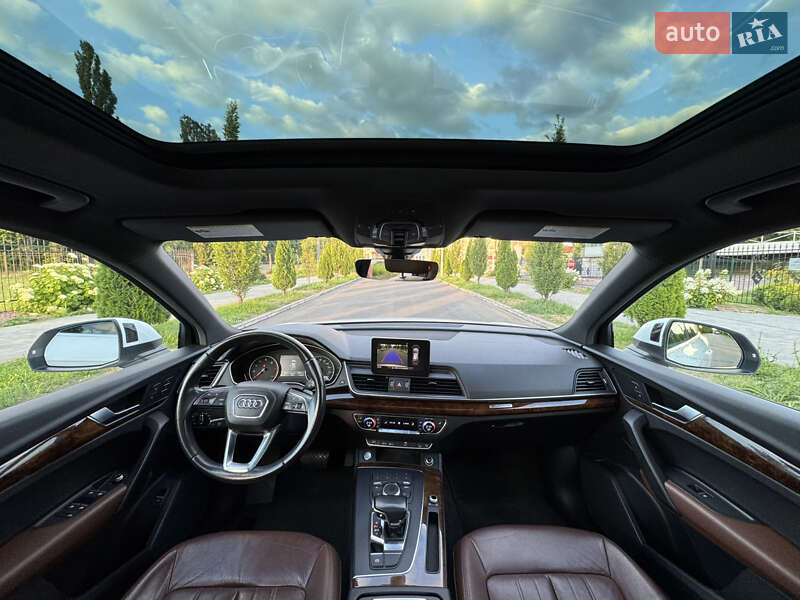 Внедорожник / Кроссовер Audi Q5 2017 в Киеве