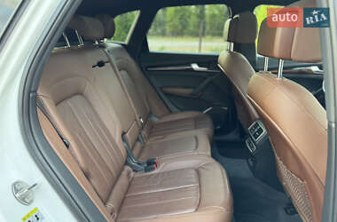 Внедорожник / Кроссовер Audi Q5 2017 в 