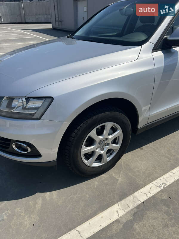Внедорожник / Кроссовер Audi Q5 2013 в Киеве
