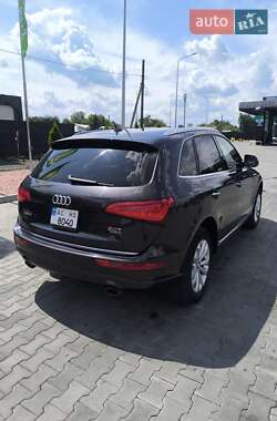 Позашляховик / Кросовер Audi Q5 2016 в 