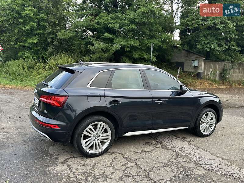 Позашляховик / Кросовер Audi Q5 2018 в Львові
