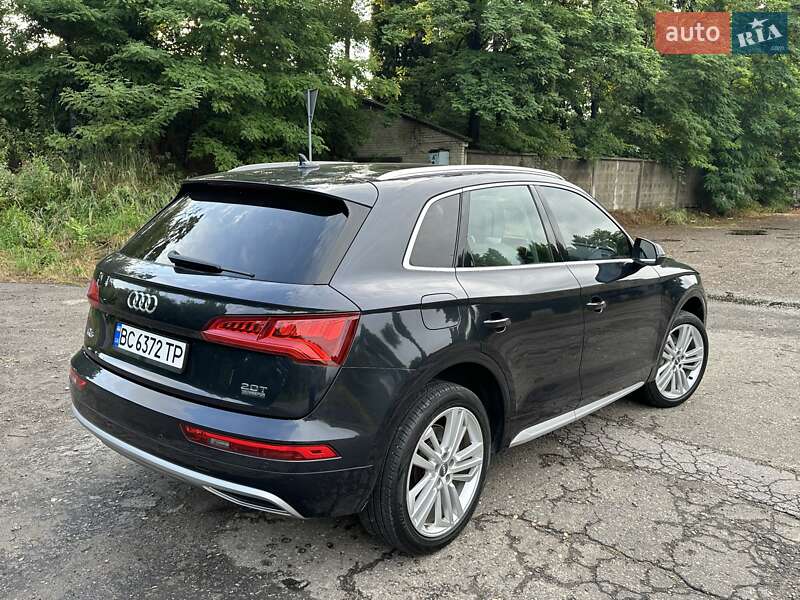 Позашляховик / Кросовер Audi Q5 2018 в Львові