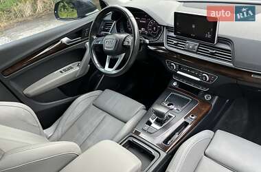 Позашляховик / Кросовер Audi Q5 2018 в 