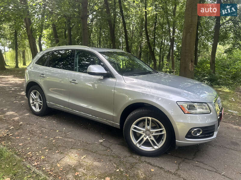Позашляховик / Кросовер Audi Q5 2016 в Калуші