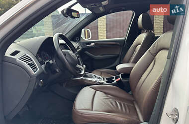 Внедорожник / Кроссовер Audi Q5 2014 в 