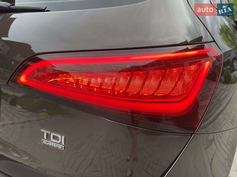 Внедорожник / Кроссовер Audi Q5 2012 в Тернополе