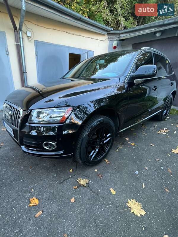 Позашляховик / Кросовер Audi Q5 2012 в Львові