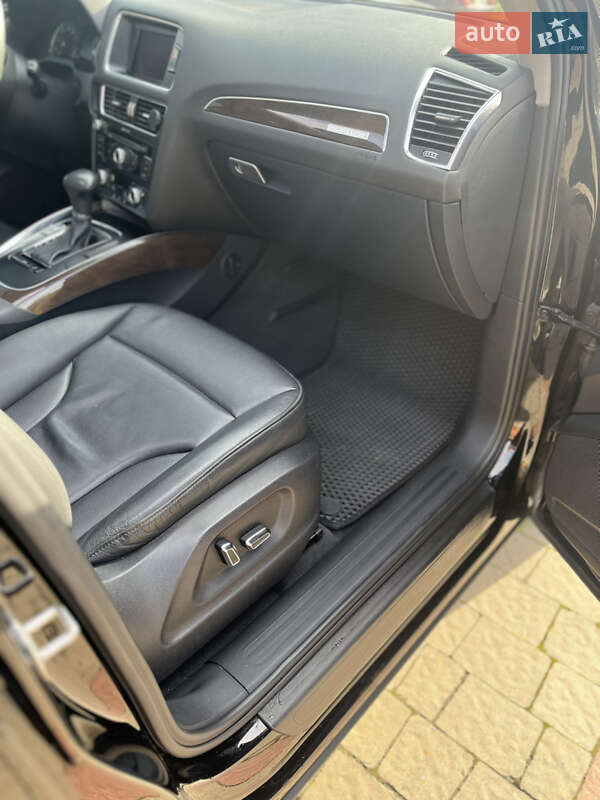 Позашляховик / Кросовер Audi Q5 2012 в Львові