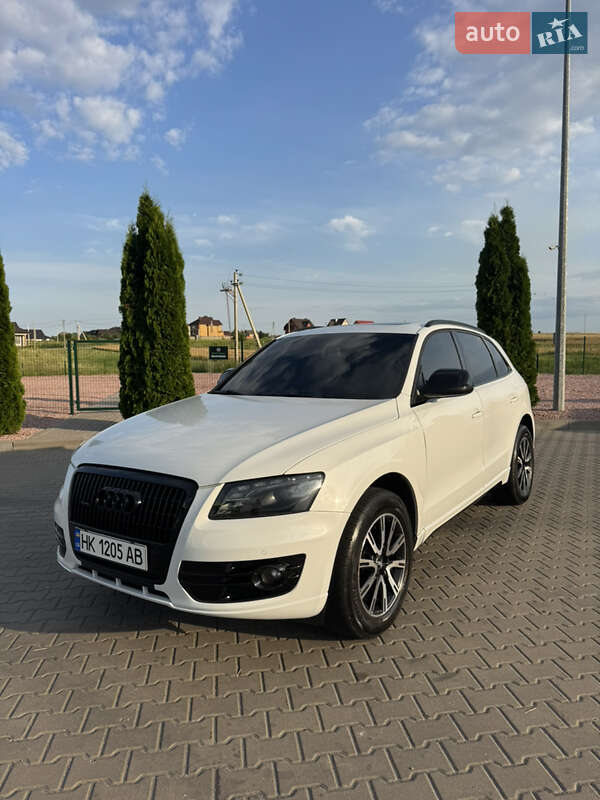 Позашляховик / Кросовер Audi Q5 2012 в Рівному