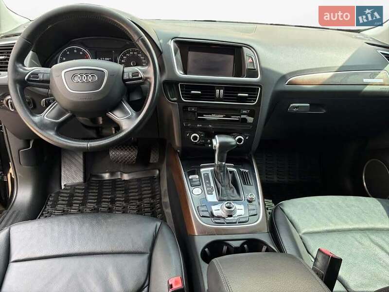 Позашляховик / Кросовер Audi Q5 2015 в Львові